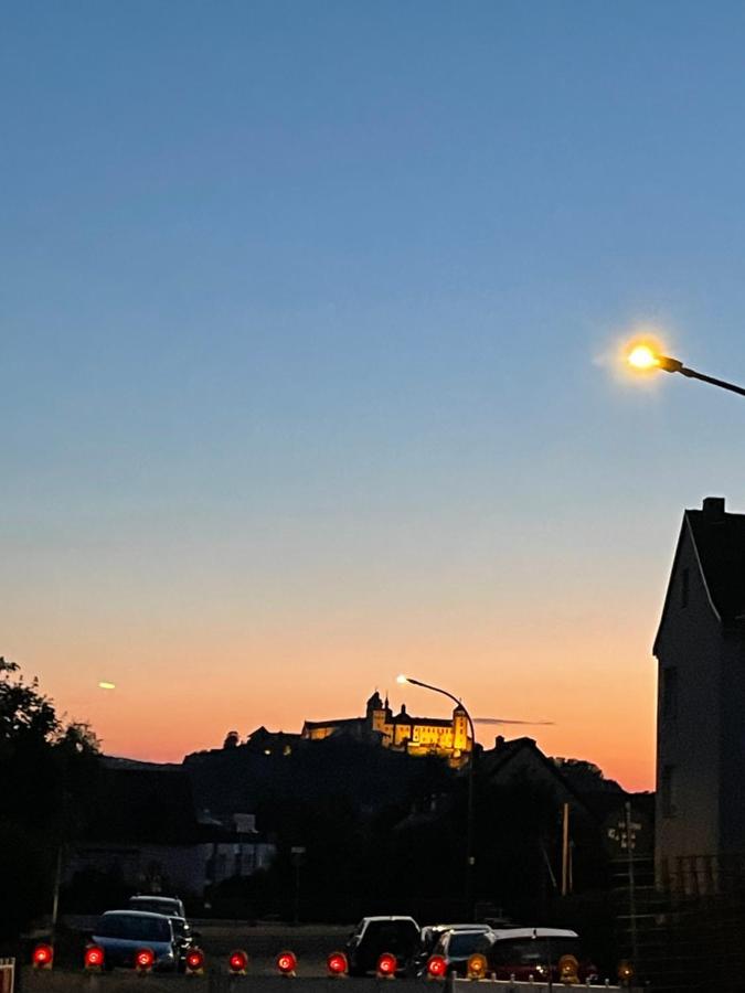Peaceful Holiday Apartment Wurzburg Bagian luar foto